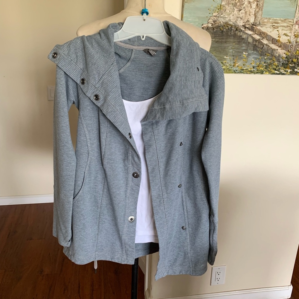 Eddie Bauer Blue active wear jacket with Wide Lapel Collar